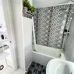 Cobalto Piscina Apartamento *