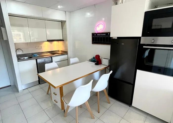 Apartemento Piscina Centro 3 Min Playa Апартаменты