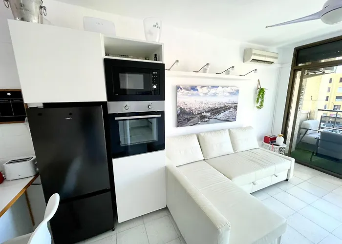 Апартаменты Apartemento Piscina Centro 3 Min Playa Калелья