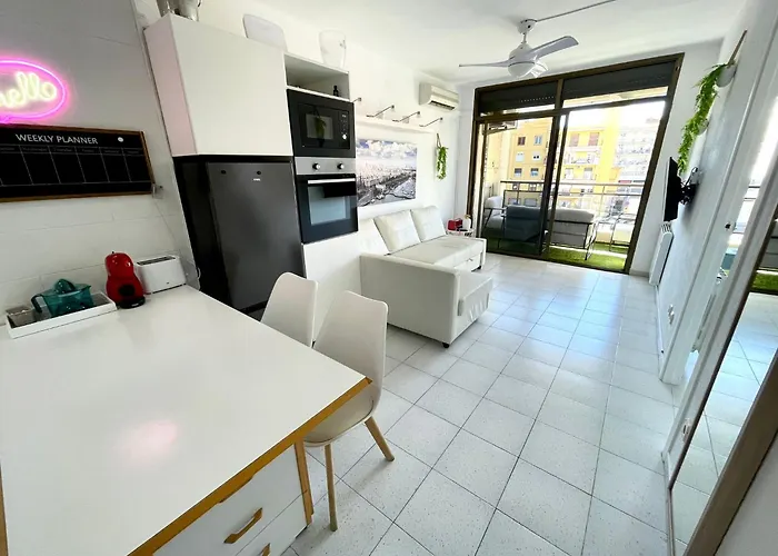 Apartemento Piscina Centro 3 Min Playa Апартаменты